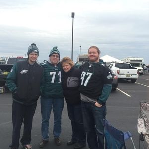 Meet your Posher, Joy